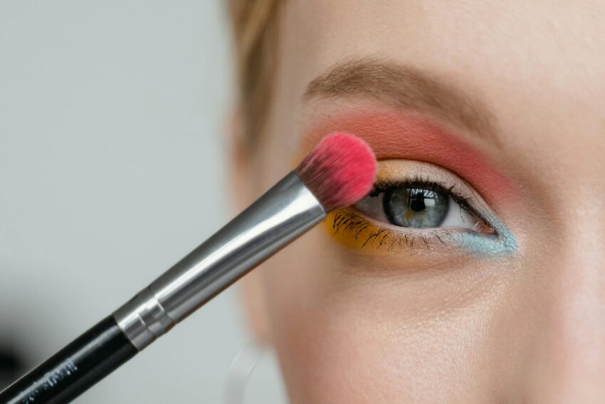 Eye Makeup 101: The Basics of Eye Makeup