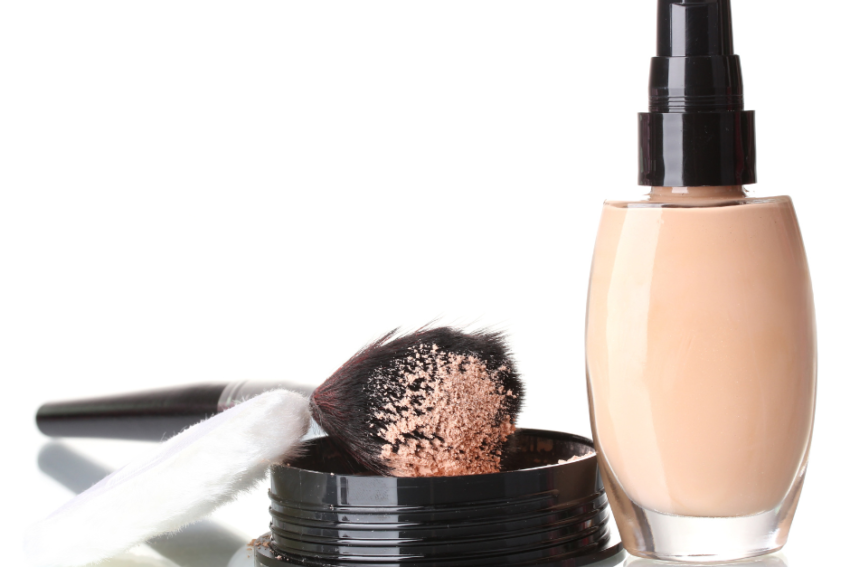 Foundation Makeup: Liquid vs. Powder