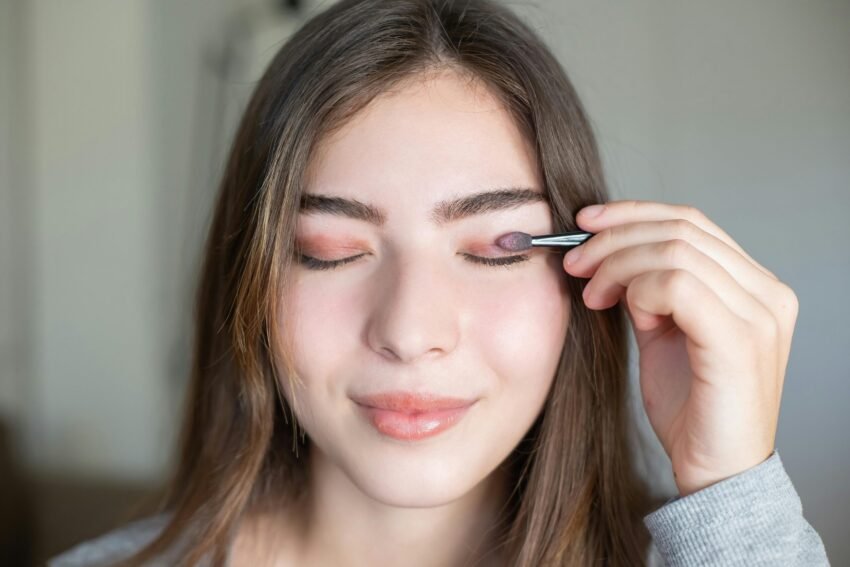 The Best Eyeshadow Application Tips & Tricks